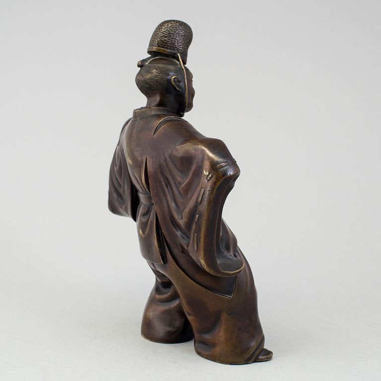 Two Japanese bronze sculptures of dancers, Meiji period (1868-1912). Signed to base.