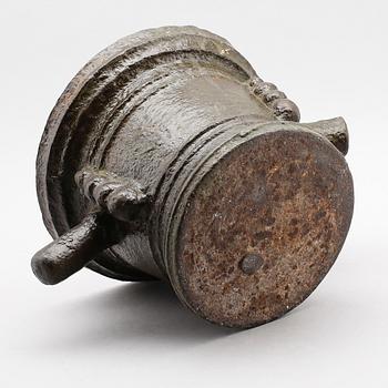 MORTEL, större modell, gjutjärn, 1600-tal.