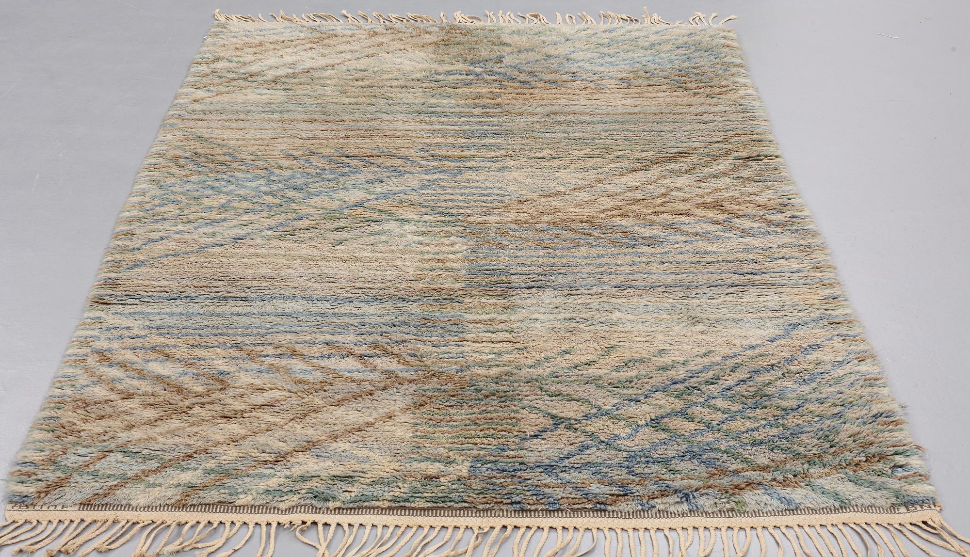 Barbro Nilsson, MATTO, "Marina, ljus", knotted pile, ca 227 x 151 cm, signed AB MMF BN.
