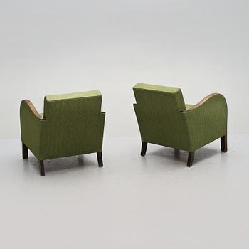 FÅTÖLJER, ett par, 1900-talets första hälft.