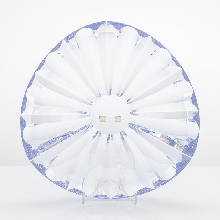 Aimo Okkolin, a cut crystal bowl, signed Aimo Okkolin Riihimäen Lasi oy.