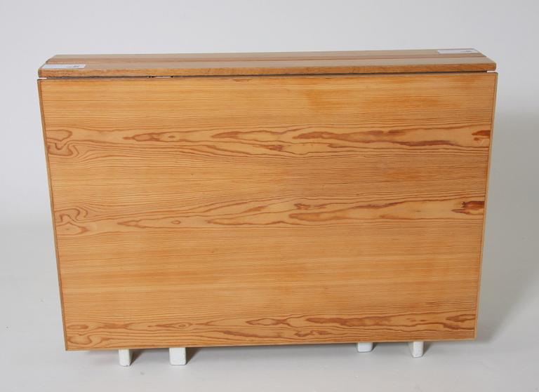 BORD, "Maria flap", Bruno Mathsson, omärkt.