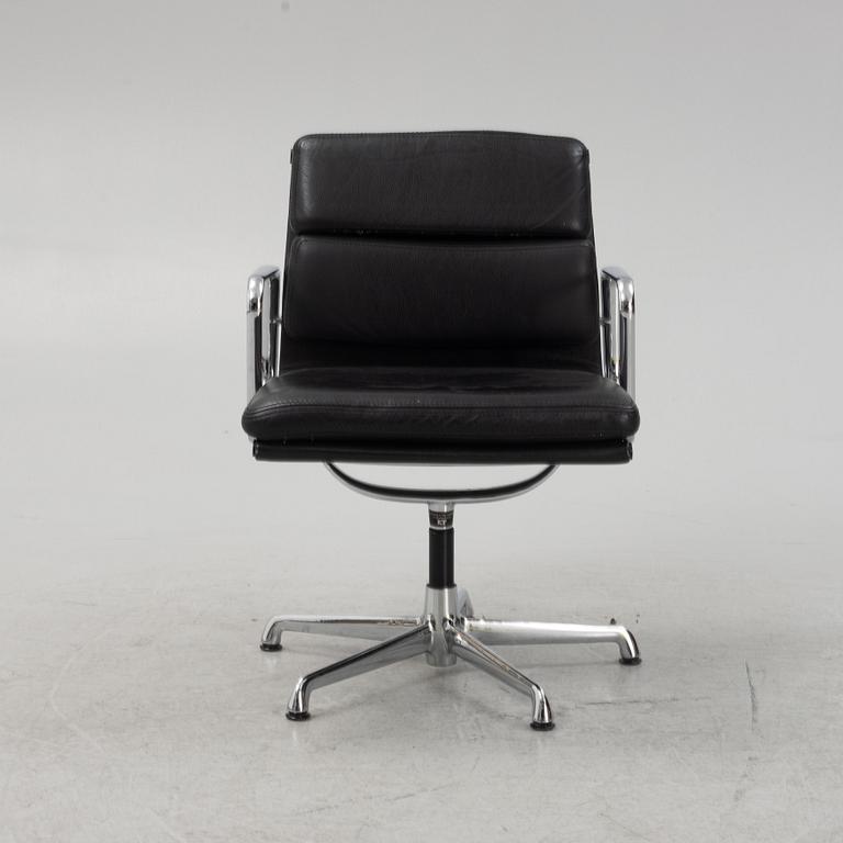 Charles & Ray Eames, a swivel 'Soft Pad Chair EA217', ICF, Italy.