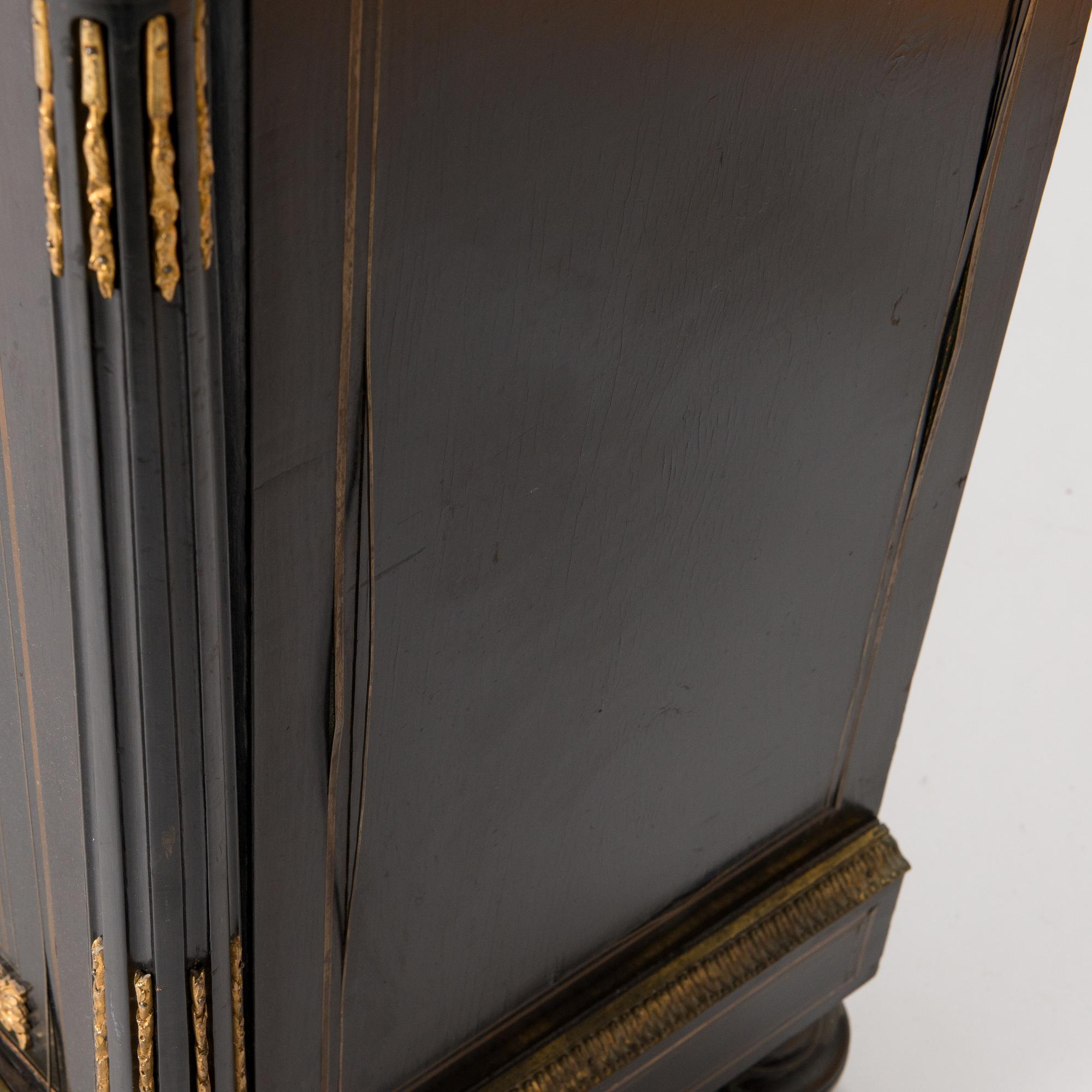 Kaappi / senkki, Boulle-tyyli, 1800-luvun loppua.