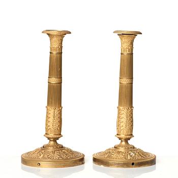 LJUSSTAKAR, ett par. Frankrike, 1800-talets början, Empire.