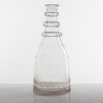 Karaff, Reijmyre Glasbruk, 1810-tal, graverad av Anders Spolander.