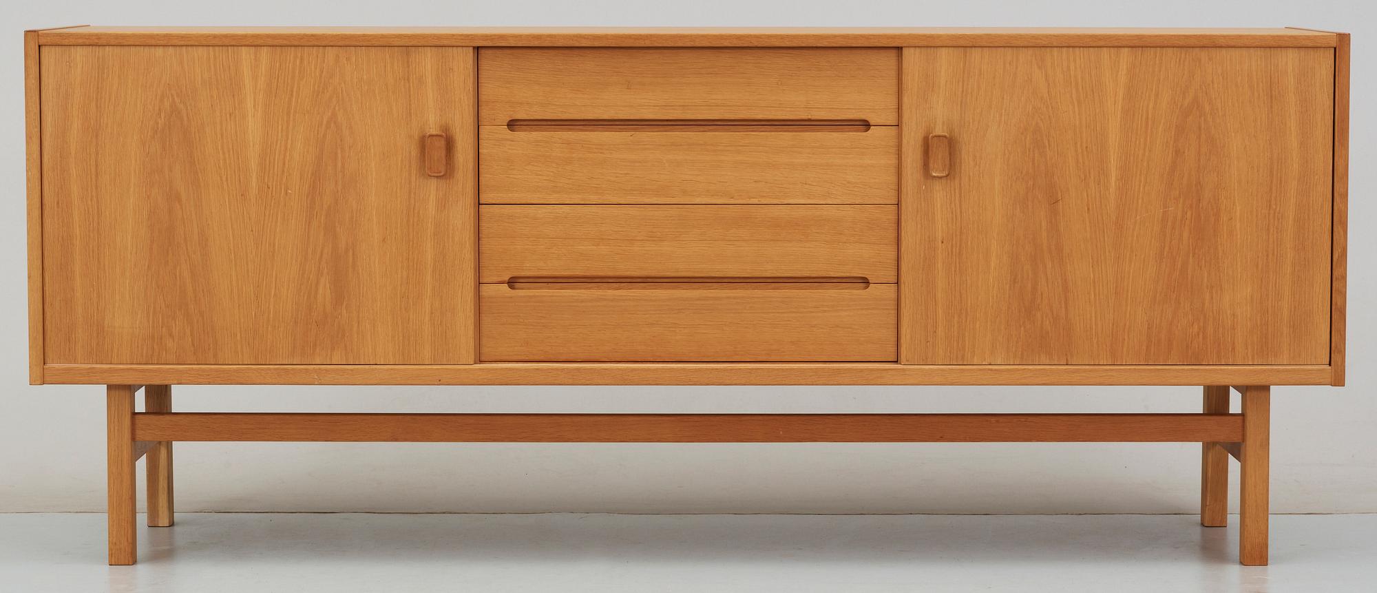 SIDEBOARD, "Arild", Nils Jonsson för Troeds möbler, Bjärnum, 1960/70-tal.