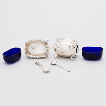 An 8-piece spice set in silver, Adie Brothers Ltd, Birmingham, England 1961-1962.