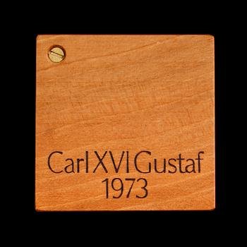 MINNESMEDALJ, 18 k guld, Carl XVI Gustaf, 1973. Vikt ca 70 gram.