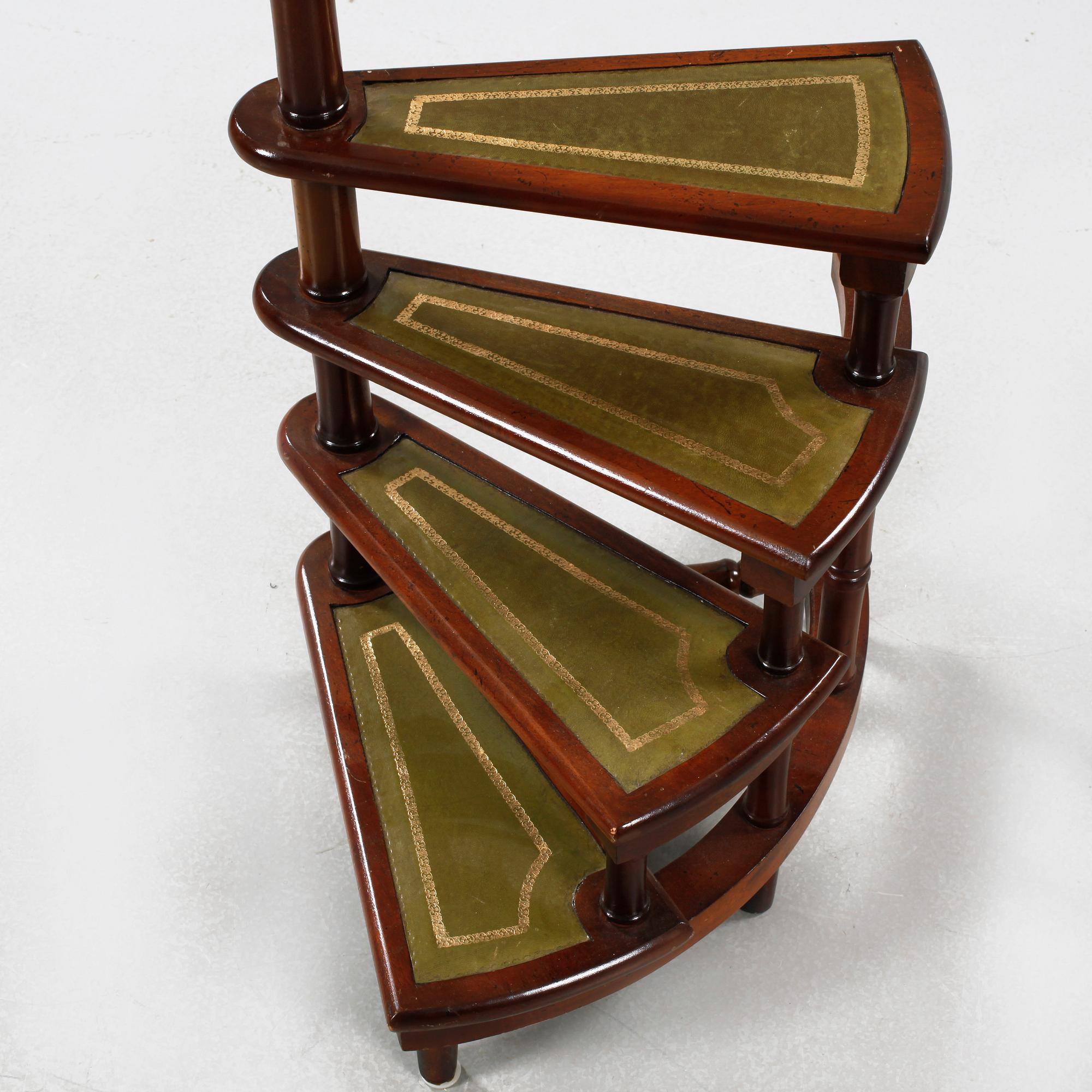 A library ladder from the fouth quarter of the 20th century.