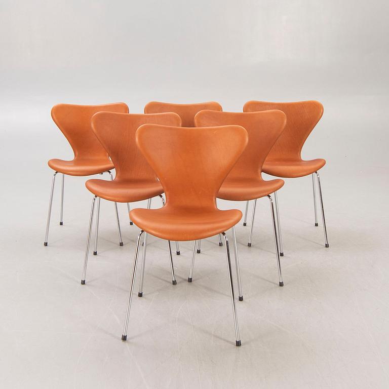 Arne Jacobsen, 6 leather chairs, "Sjuan" for Fritz Hansen Denmark, second half of the 20th century.