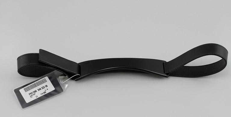 SKÄRP, Prada, 1900-talets sista kvartal.