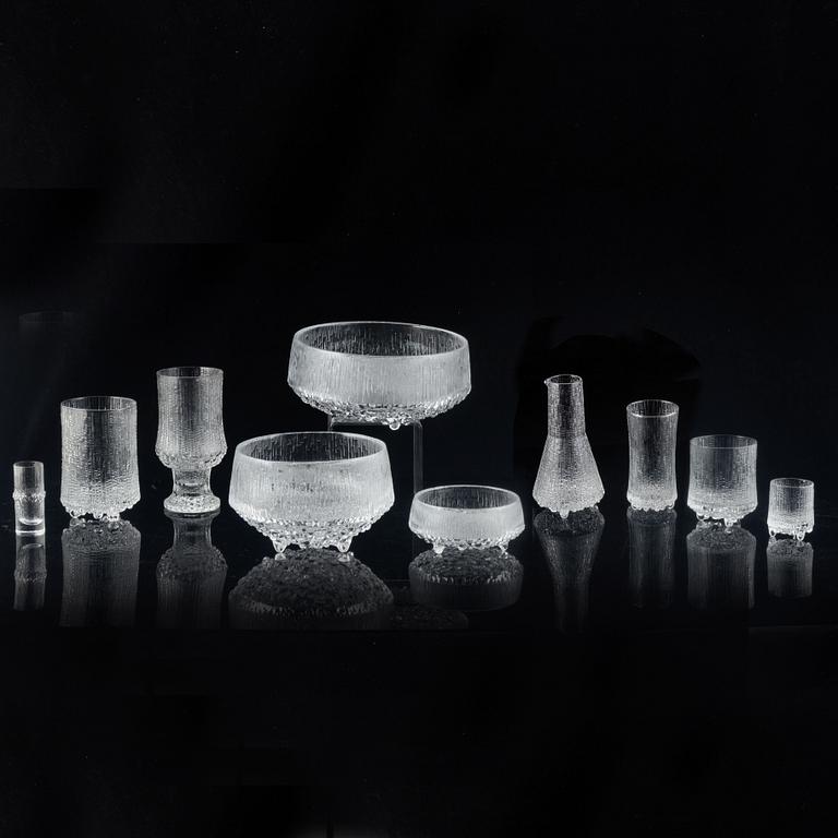 Tapio Wirkkala, glasservis 52 delar, "Ultima Thule", Iittala, Finland, 1900-talets andra hälft.