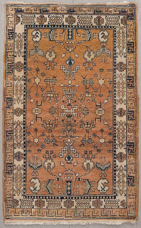 MATTA, antik, Khotan/östturkmensk. Ca 183 x 113 cm.