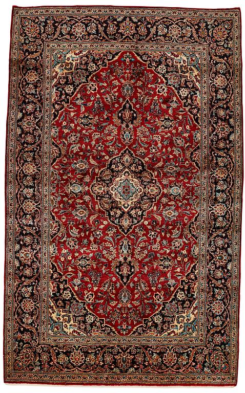 A rug, Old, silk Kashan, ca 224 x 138,5 cm.