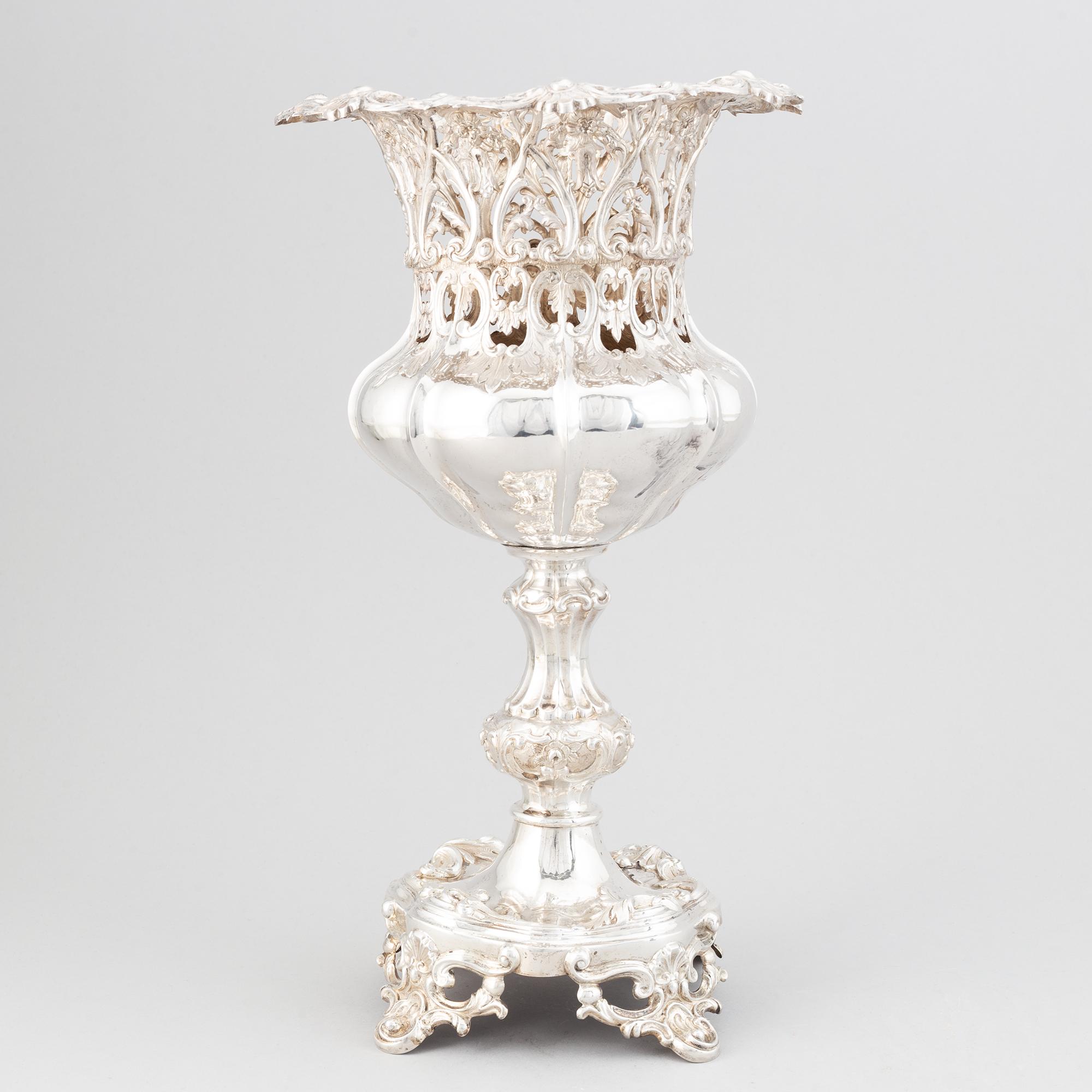 A Swedish mid 19th century silver urn, mark of Gustaf Möllenborg, Stockholm 1856.
