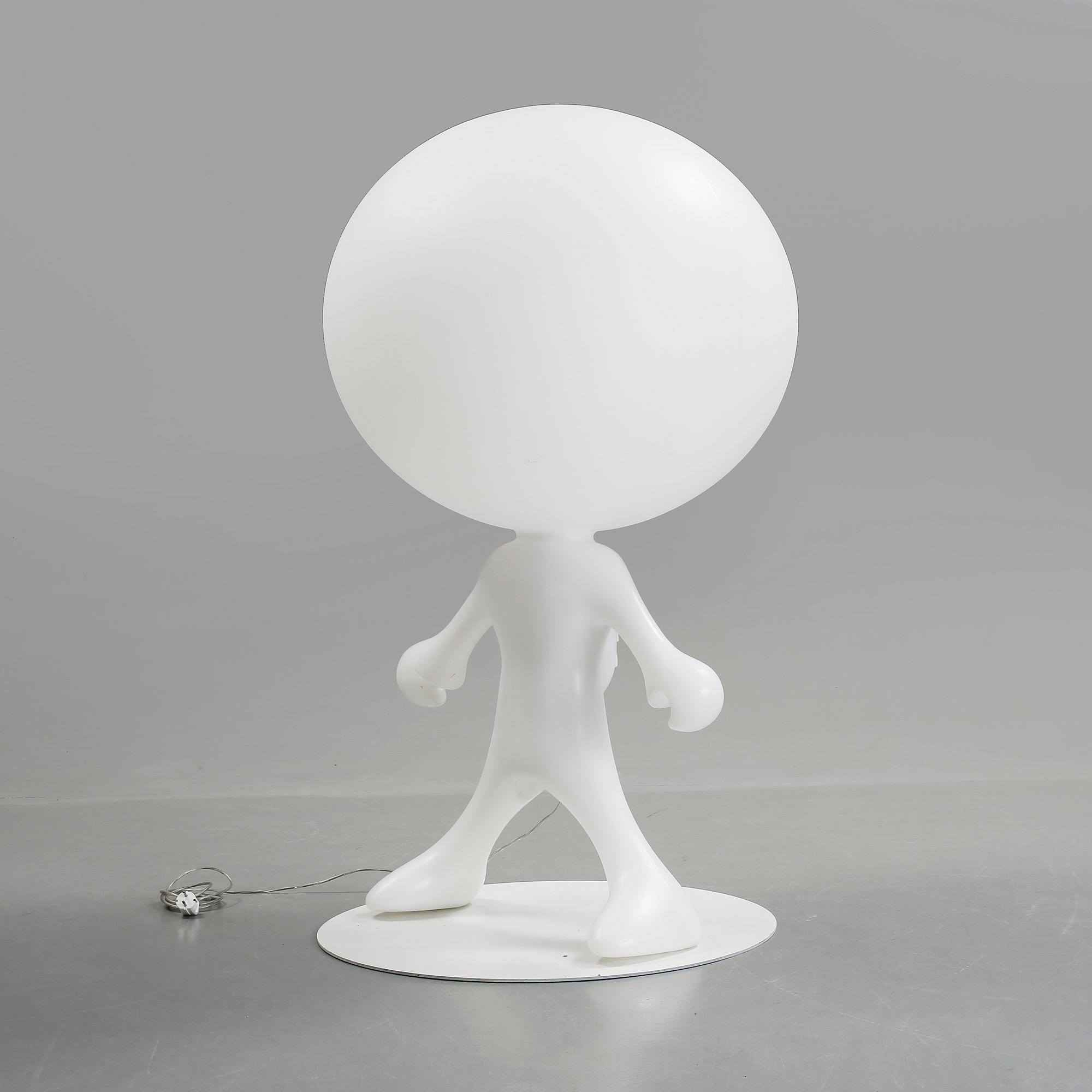 GOLVLAMPA, "Spacewalker", Constantin Wortmann, Dark, 2008.