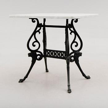 TRÄDGÅRDSBORD, empirestil, 1900-talets första hälft.