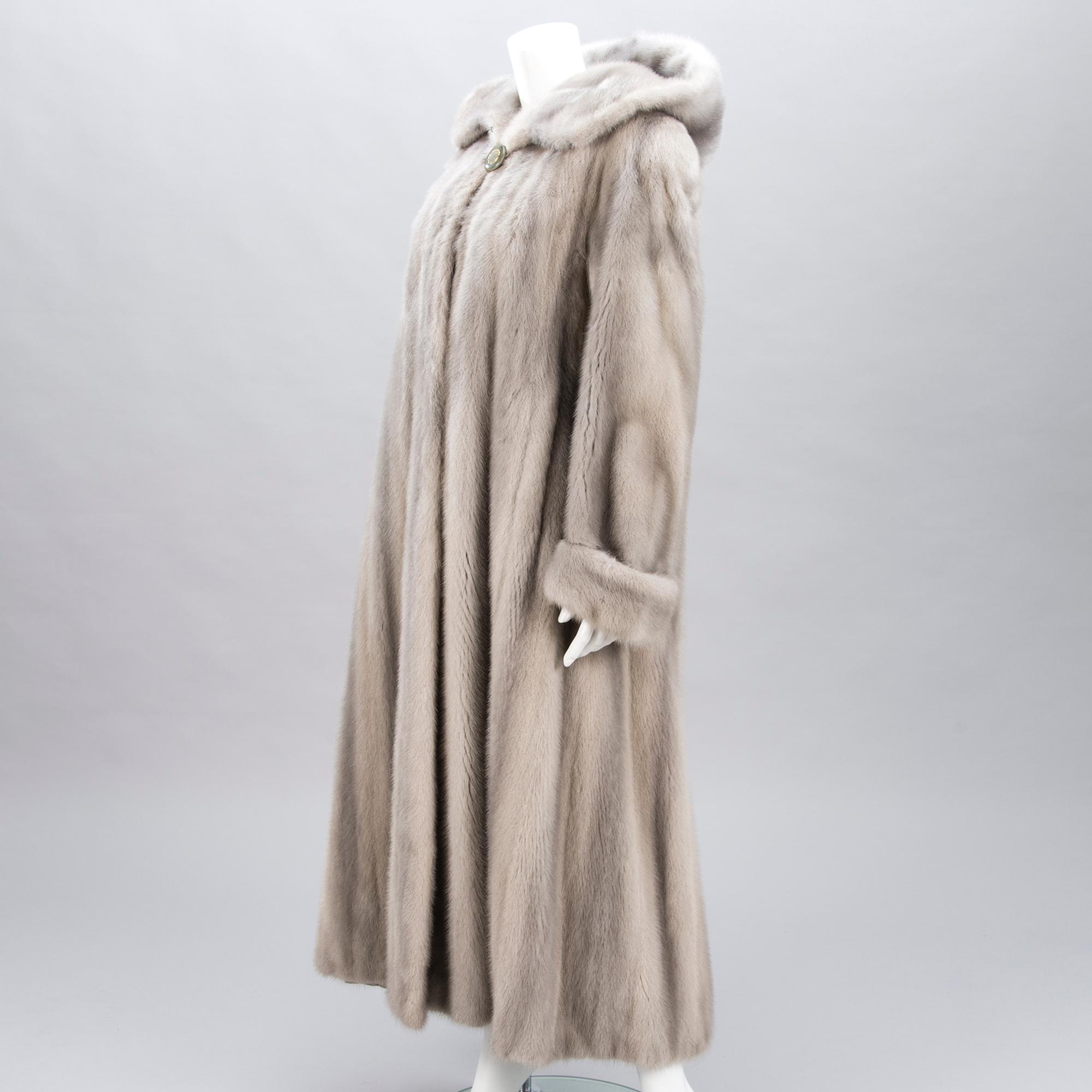 MINKKITURKKI, Saga Mink.