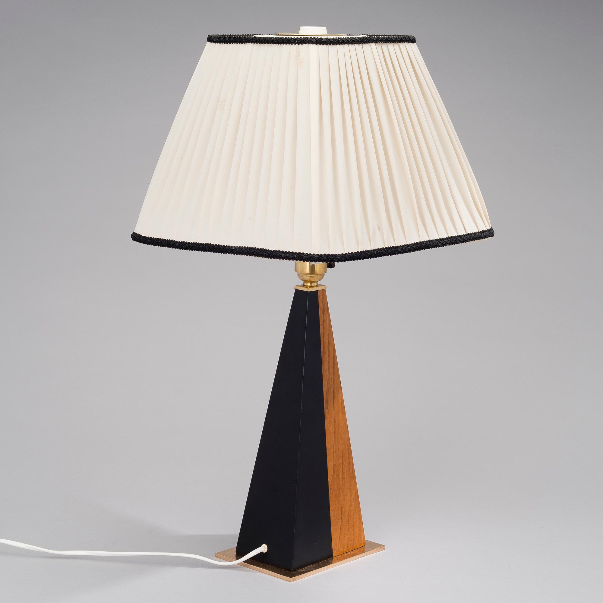 MARIA LINDEMAN, BORDSLAMPA. Idman, 1950/60-tal.