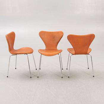 Arne Jacobsen, 6 leather chairs, "Sjuan" for Fritz Hansen Denmark, second half of the 20th century.