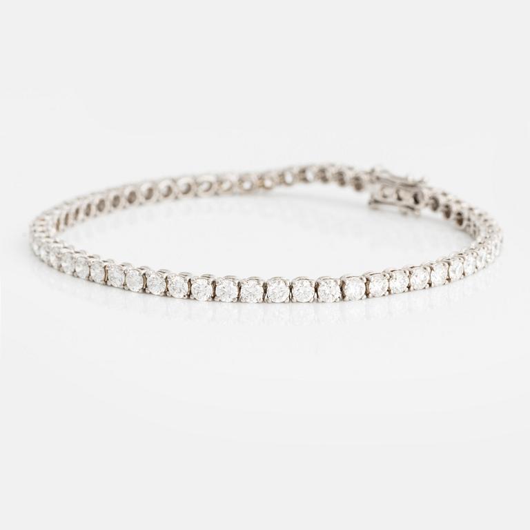 Tennis bracelet, 18K white gold with brilliant-cut diamonds.