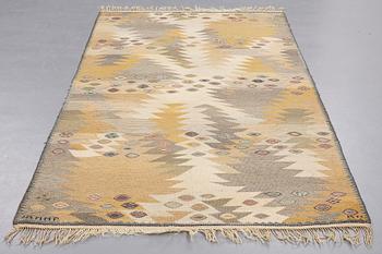 Barbro Nilsson, A CARPET, "Tånga, ljus", flat weave, ca 237 x 139 cm, signed AB MMF BN.