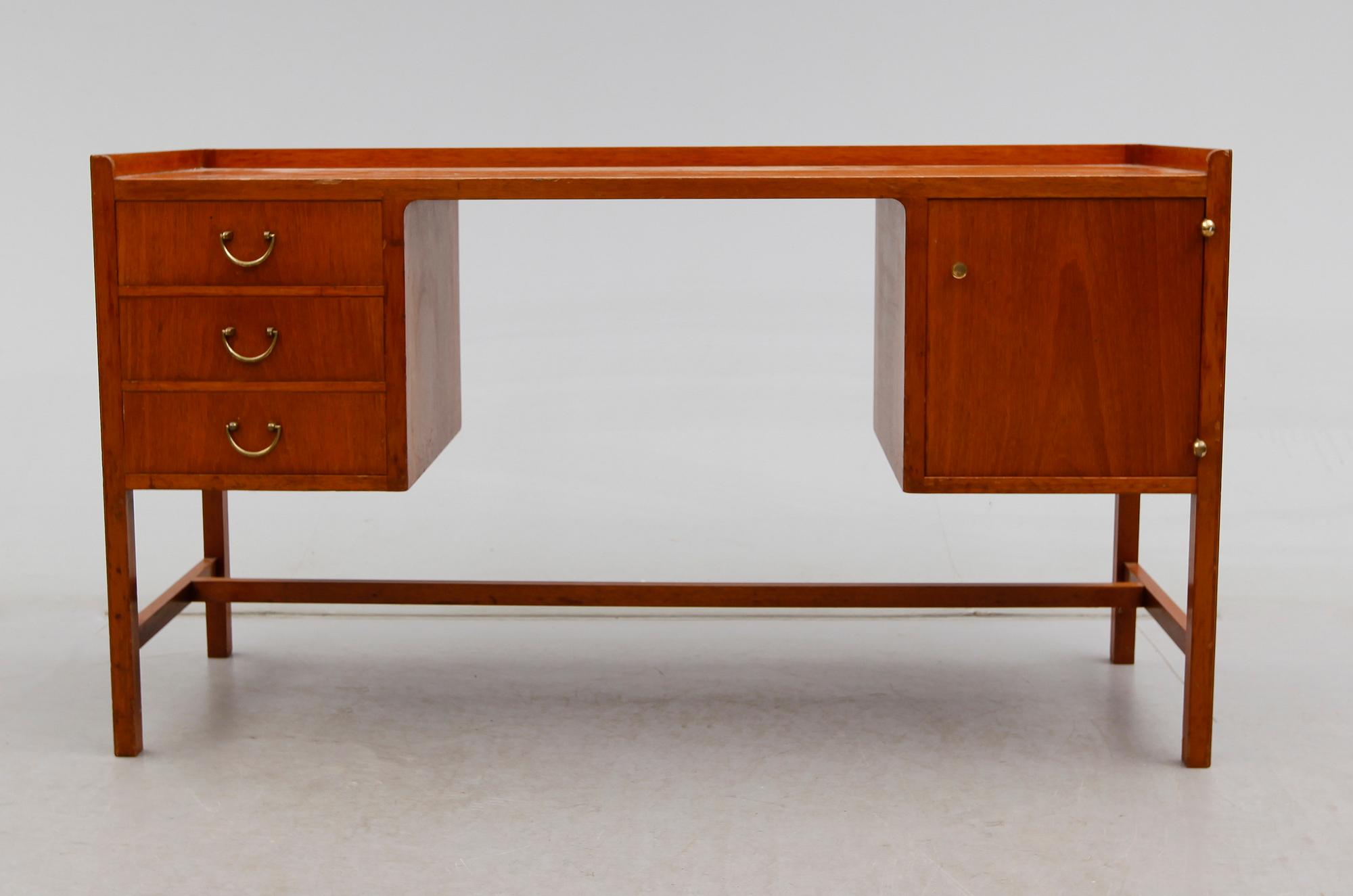 SKRIVBORD, Josef Frank, Svenskt Tenn, 1900-talets mitt.