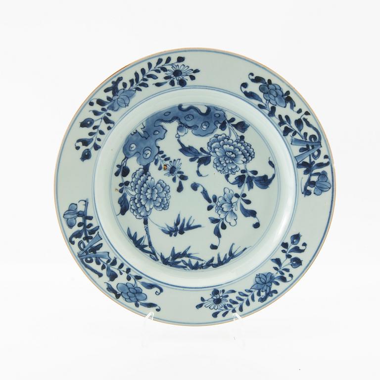 Plates 2 pcs and a spoon tray China 18th century porcelain.