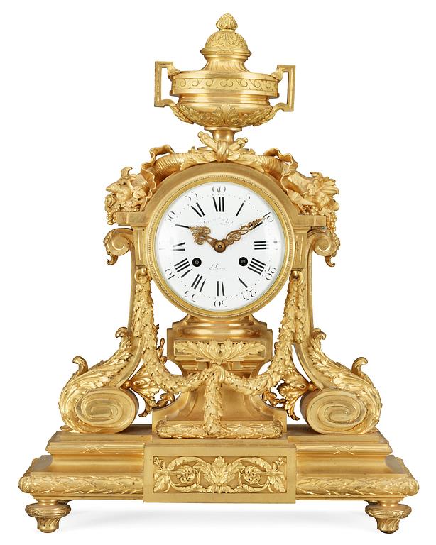 BORDSPENDYL. Frankrike, 1800-talets andra hälft. Louis XVI-stil.