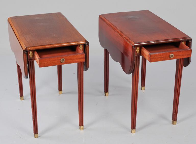 SIDOBORD, ett par, 1900-talets andra hälft.