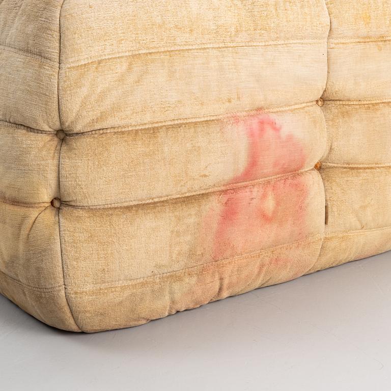 Michel Ducaroy, a 6-piece 'Togo' modular sofa, Ligne Roset, France.