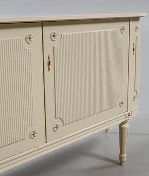 SIDEBOARD, gustaviansk stil, 1900-talets andra hälft.
