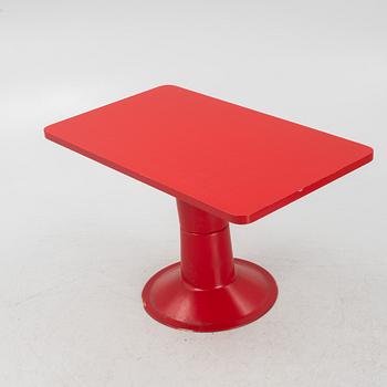 Yrjö Kukkapuro, a 'Saturnus' table, Haimi, Finland, 1970's.