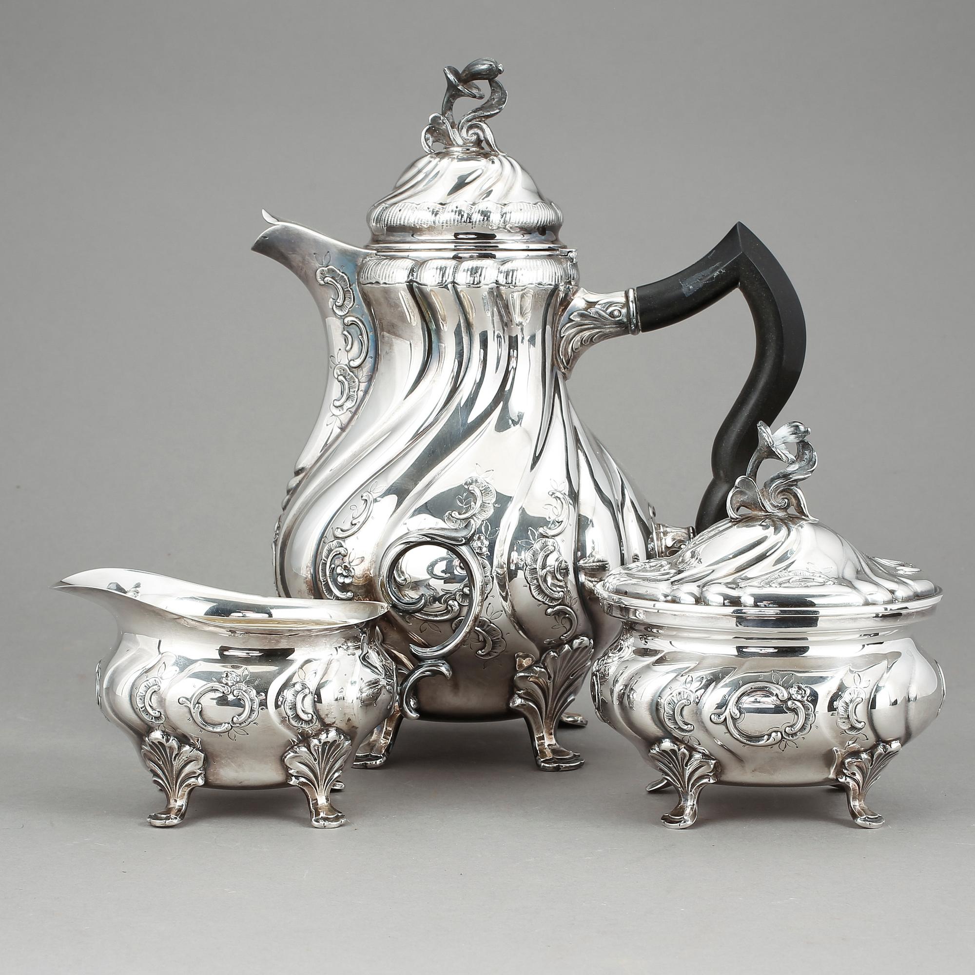 KAFFESERVIS, tre delar, CG Hallberg, Stockholm 1949-50. Vikt ca 1350 gram.