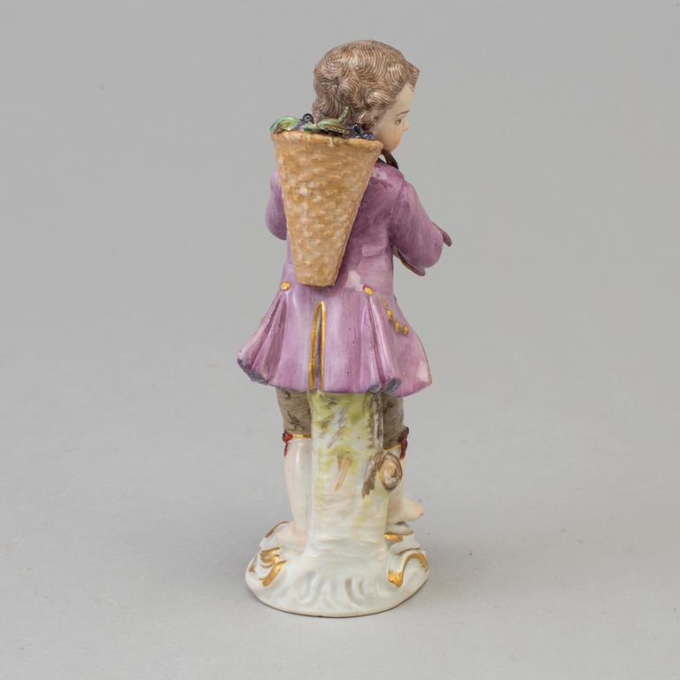 A Meissen allegorical figure of autumn, Germany, 1920/30's.