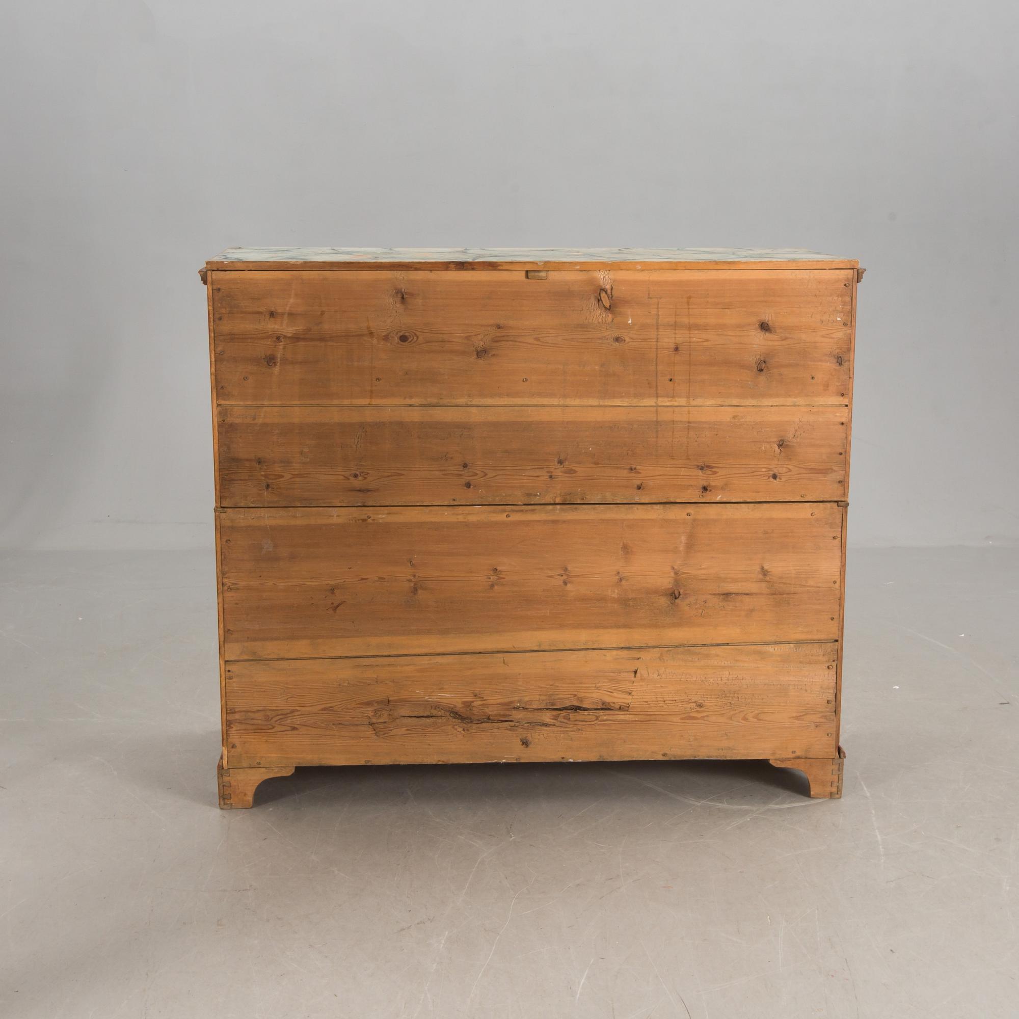 DRAGKISTA, sengustaviansk, tidigt 1800-tal.