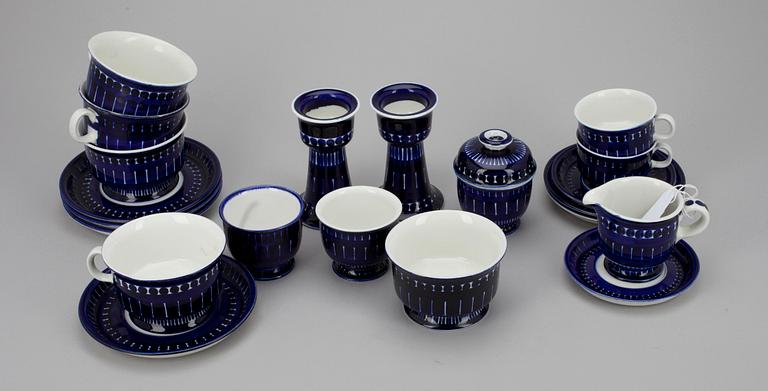 KAFFE- samt TESERVIS, porslin, "Valencia", Ulla Procopé, Arabia, 1900-talets senare hälft.