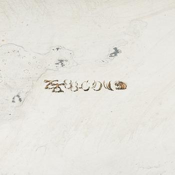 J.H Werner, sauce boat on tray, silver, Rococo style, Germany early 20th century.