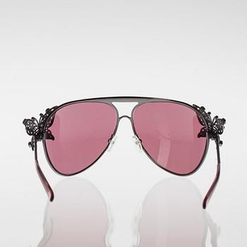 AURINKOLASIT, Valentino.