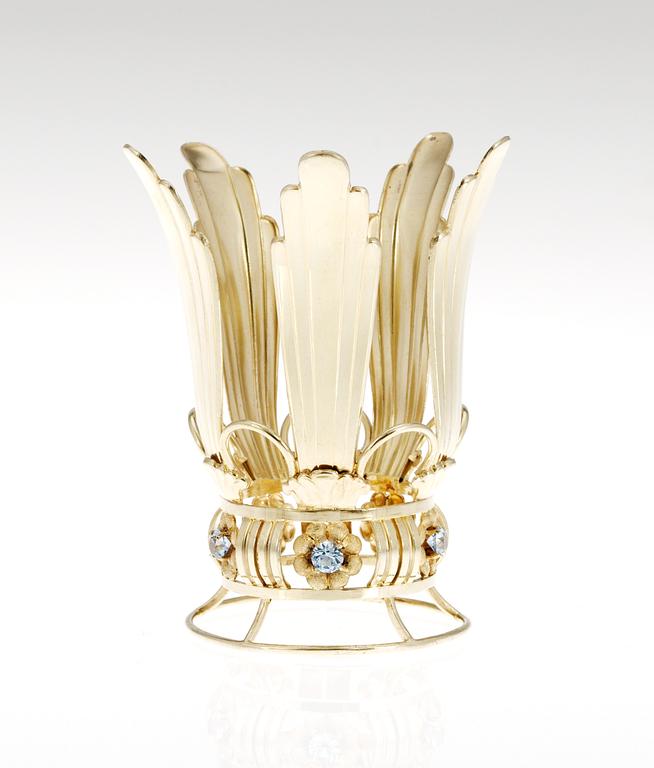 A silver gilt bridal coronet.