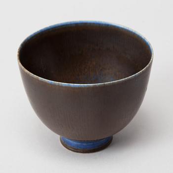Berndt Friberg, skål, stengods. Gustavsbergs Studio, signerad, 1951.