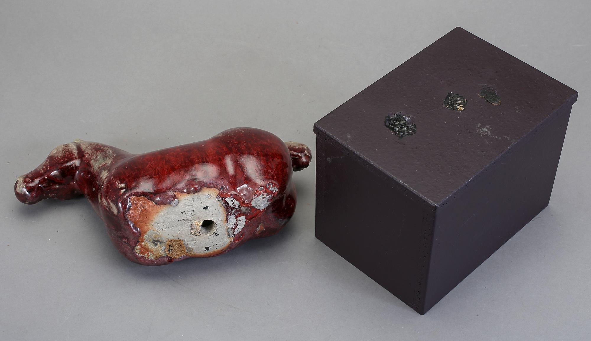 ULLA KRAITZ, skulptur, stengods, signerad undertill.