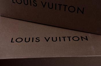 ASKAR, 3 st, Louis Vuitton.