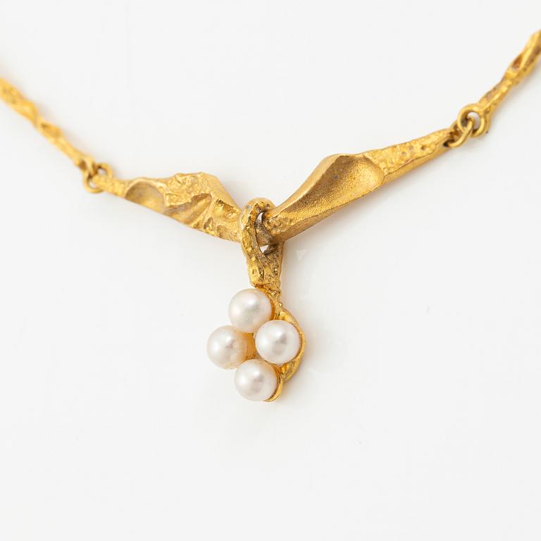 Björn Weckström, collier, "Pearlflower", Fyrklövern Lapponia, Finland, 1999.