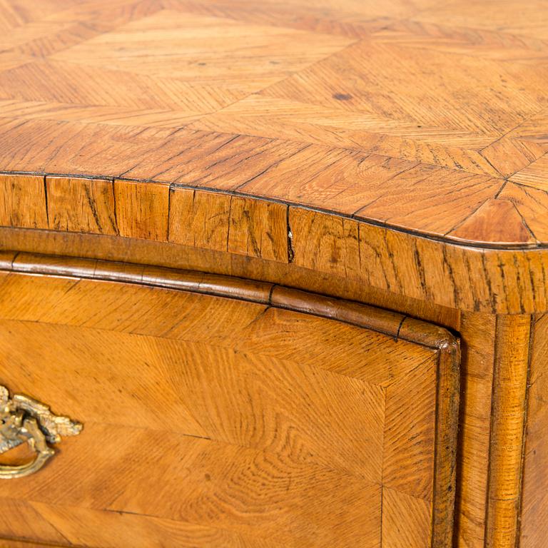 A Swedish chest of drawers, from around 1740.