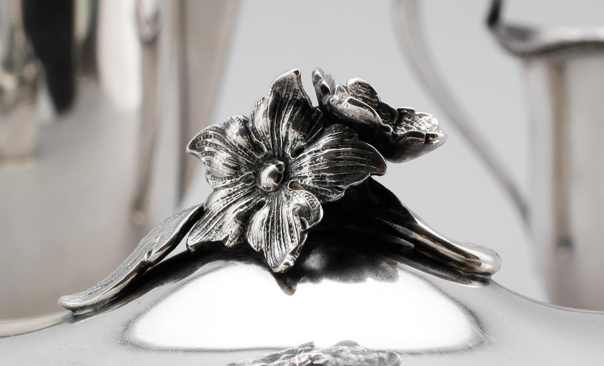 KAFFESERVIS, 3 delar, silver, Eric Råström, Stockholm 1939. Total vikt ca 1194 g.