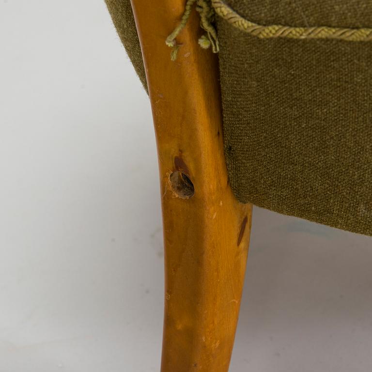 Lisa Johansson-Pape, fåtöljer, 2 st, "Handarbetsstolen" tillverkare Oy Stockmann Ab, Kervo Snickerifabrik, 1940-tal.