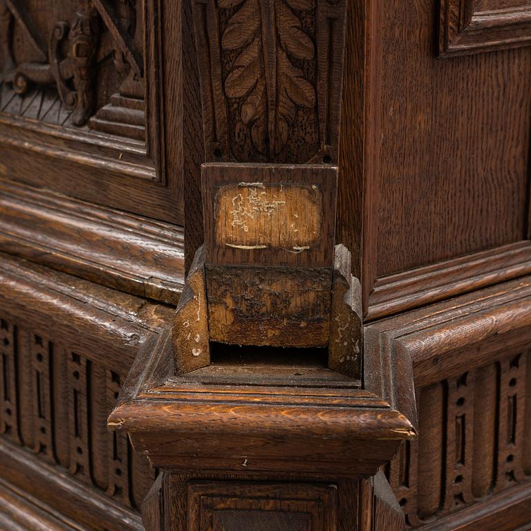 A 18th century Baroque oak cabinet.