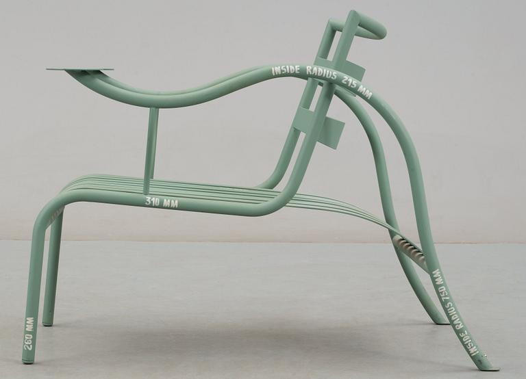 A Jasper Morrison turbular steel 'Thinking man's chair', Cappelini, Italien.